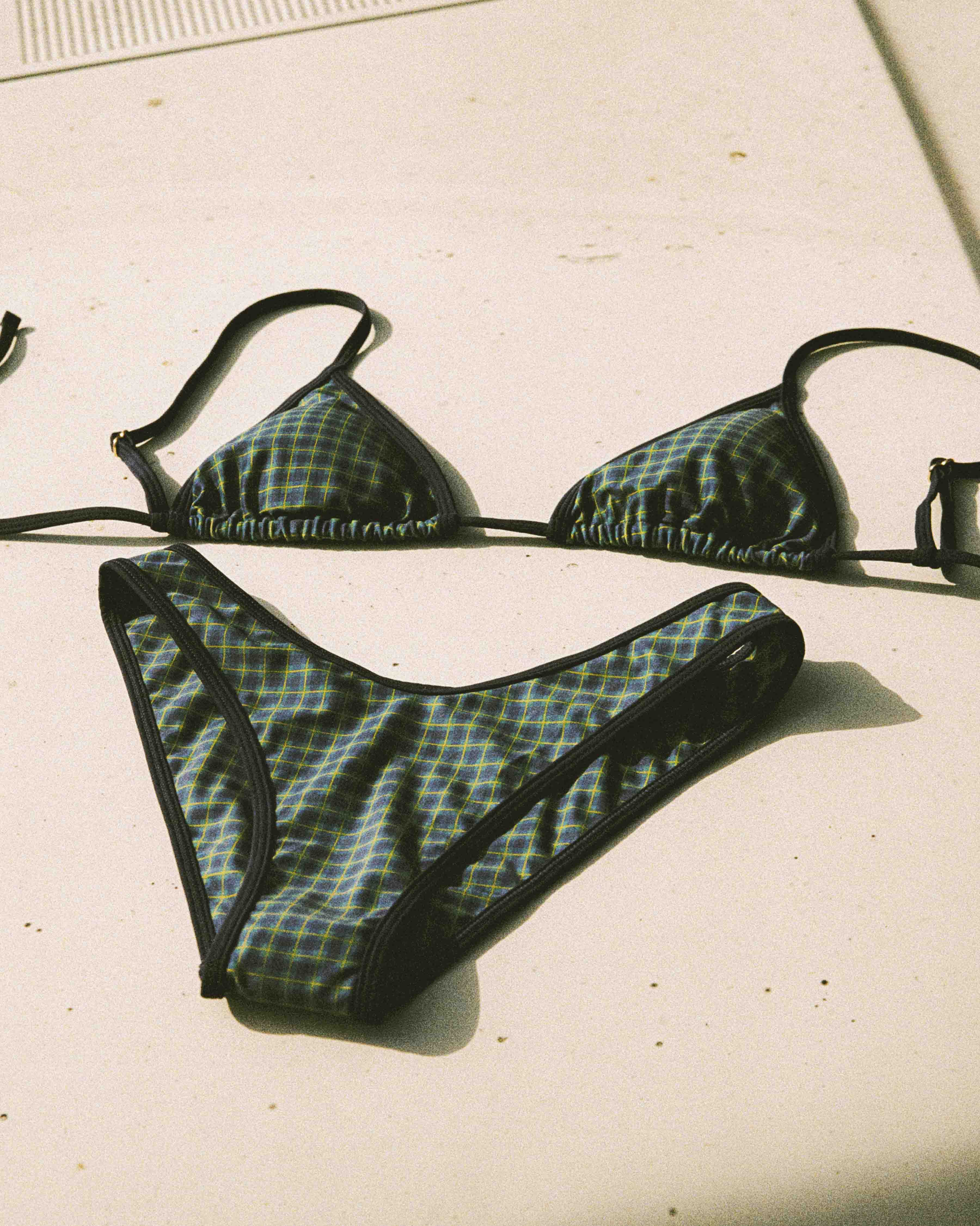Callie Triangle Set