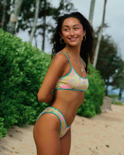 badge text: {Reversible}