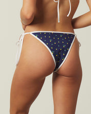 badge text: {String}