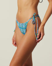 Poolside | String Bottom