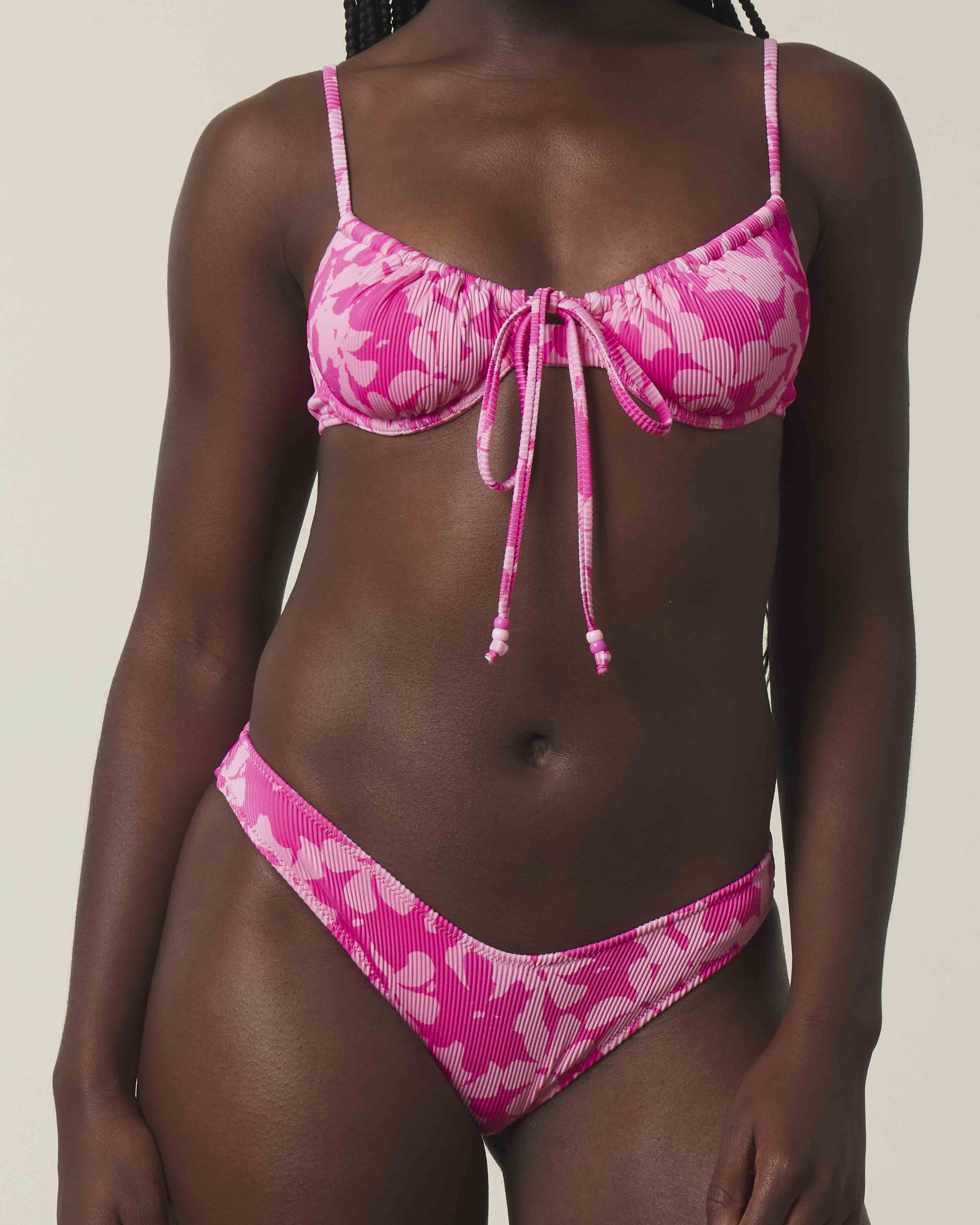 Fresca Ribbed String Underwire Set