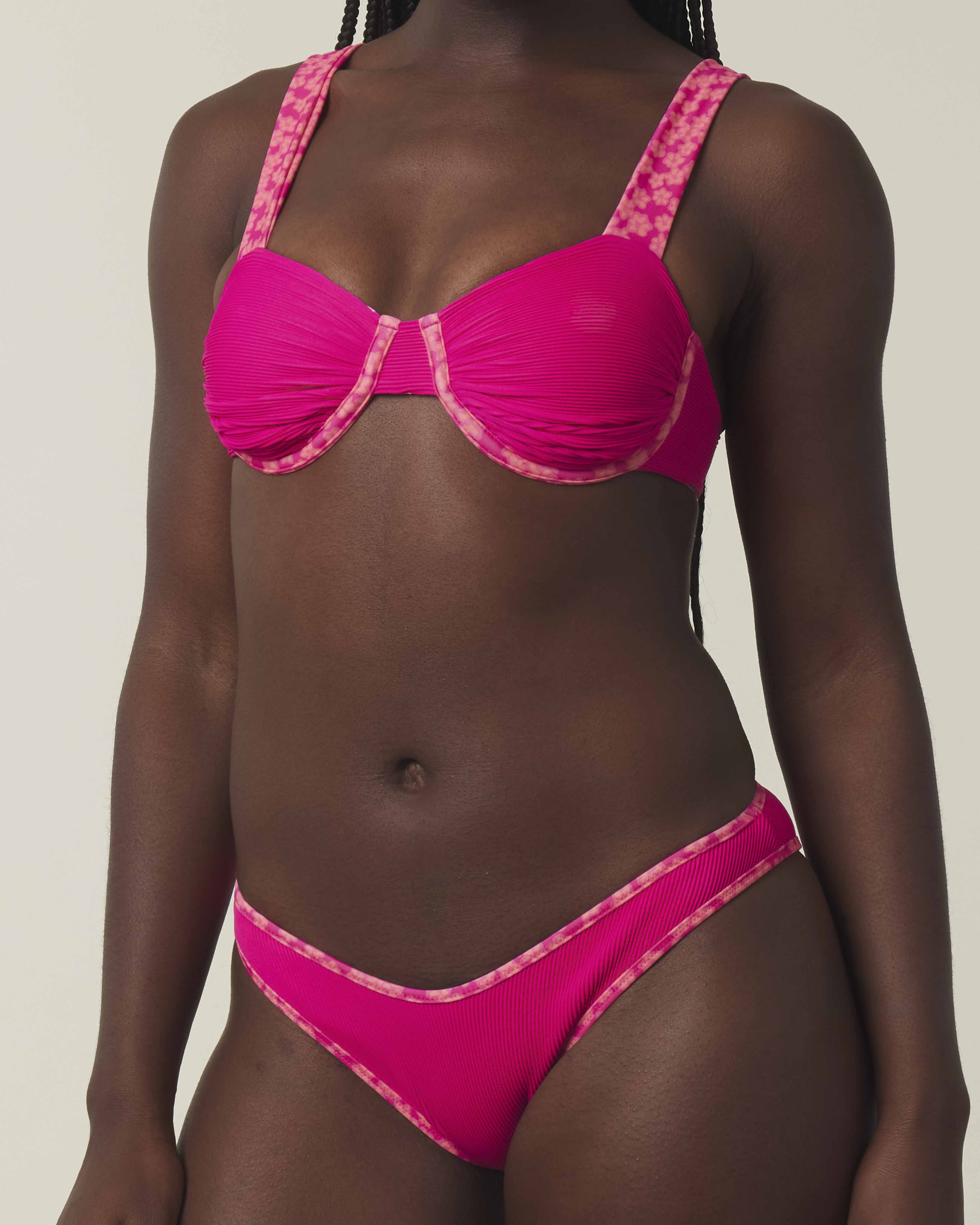Tilly Ribbed Ruched Underwire Set